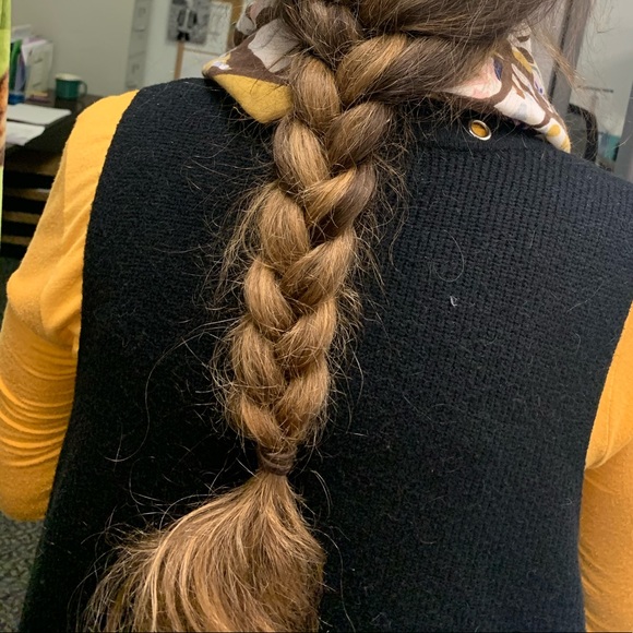 Meet your Posher, ChaCha - Picture 2 of 2